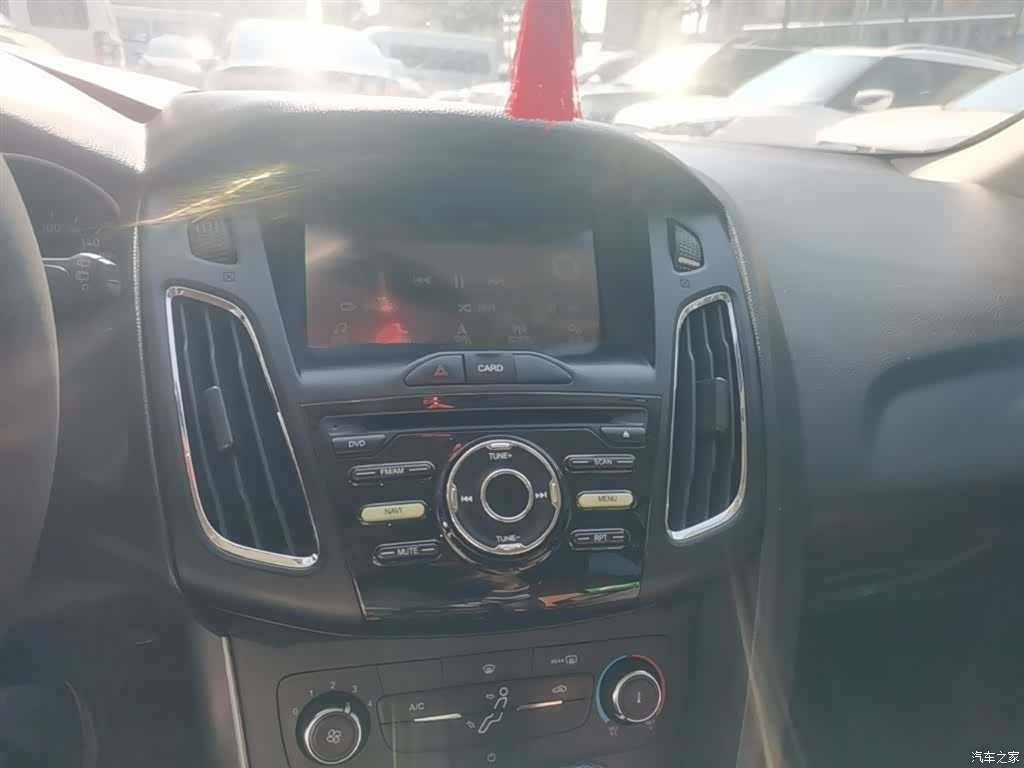 Ford Focus, 2017 13