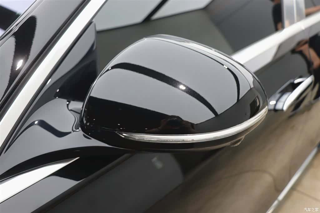 Mercedes-Benz S-Class, 2023 28