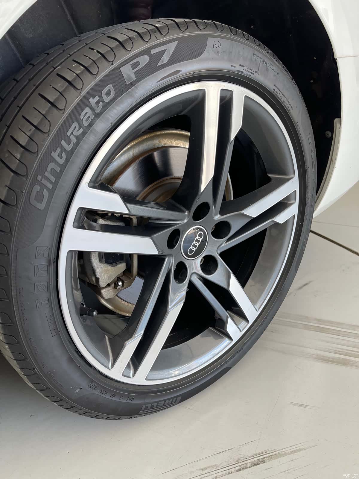 Audi A4L, 2022 11