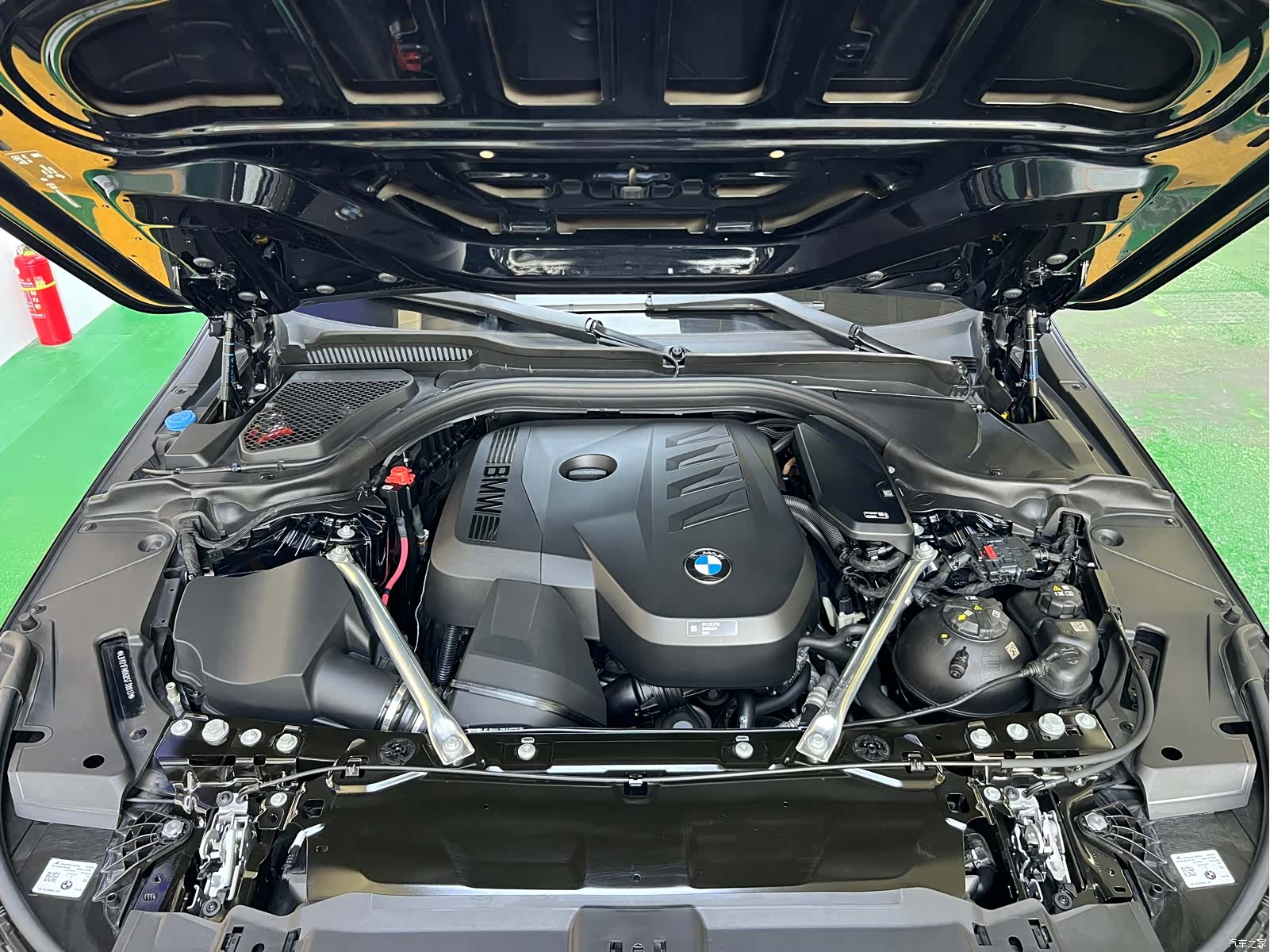 BMW 5 Series, 2024 21