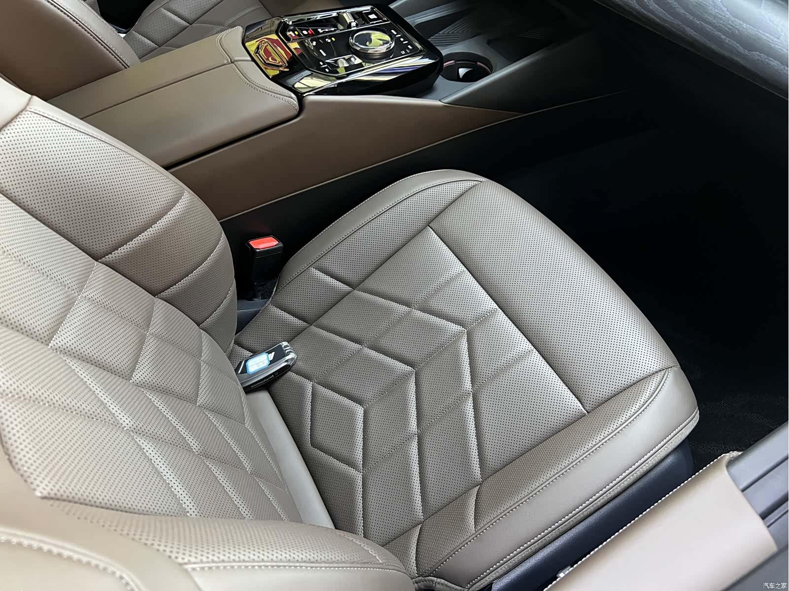 BMW 5 Series, 2024 17