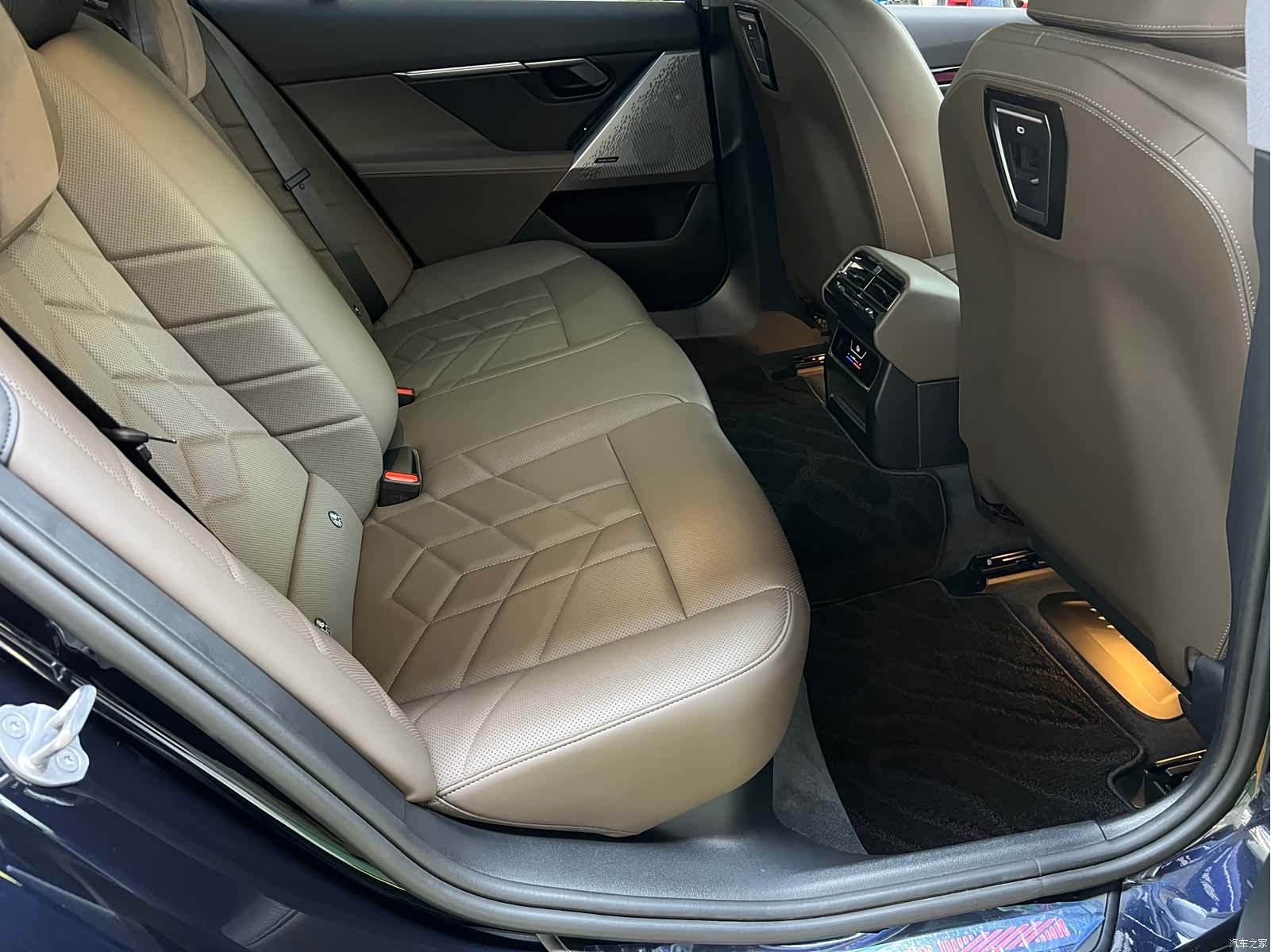 BMW 5 Series, 2024 20