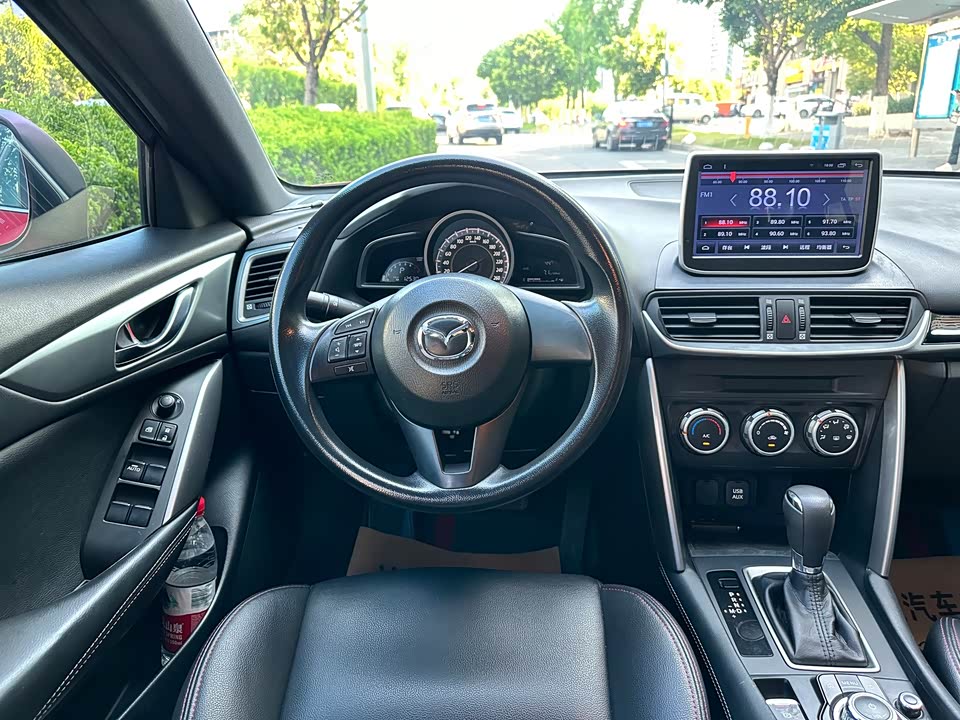 Mazda CX-4