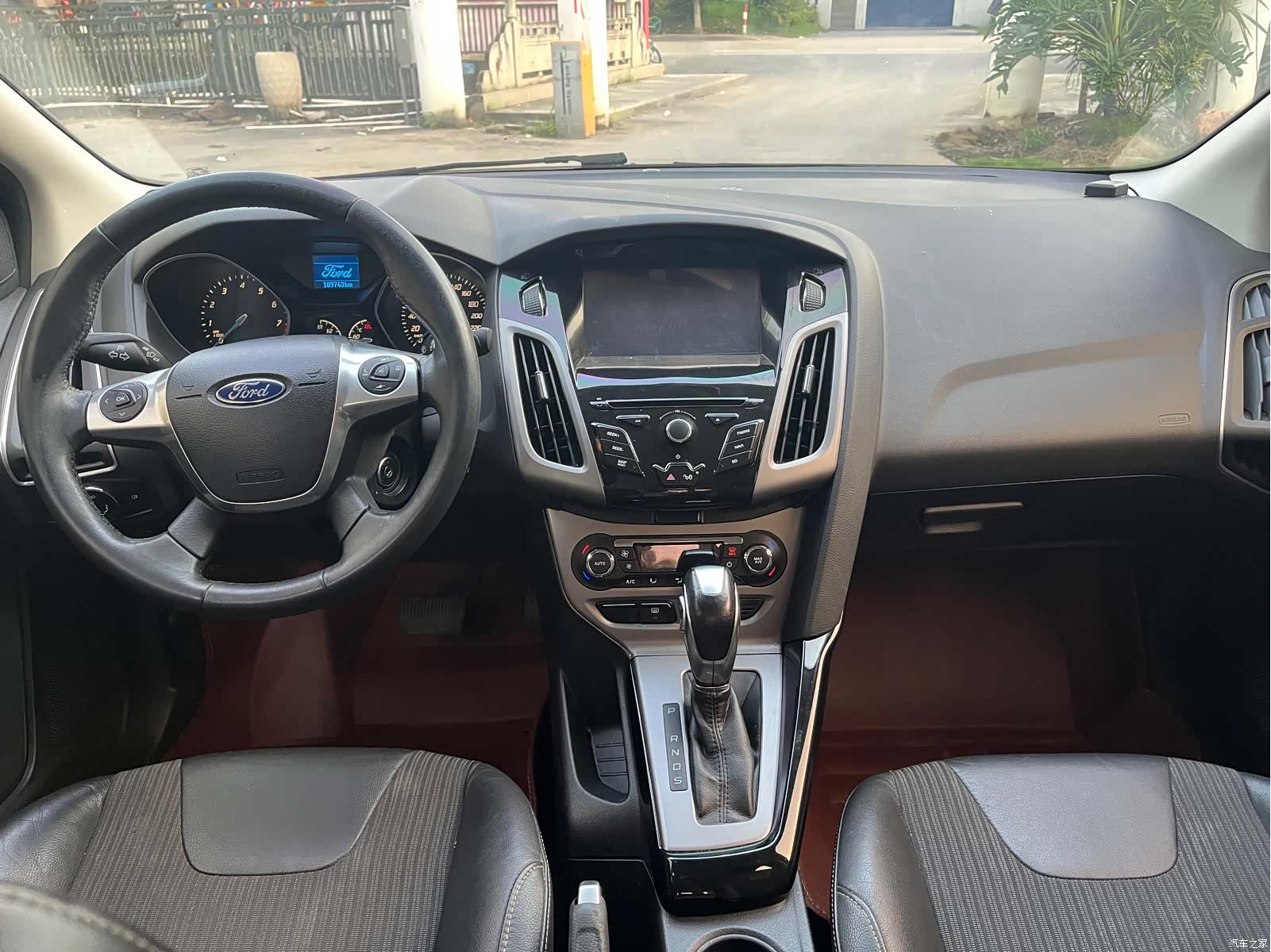 Ford Focus, 2014 13