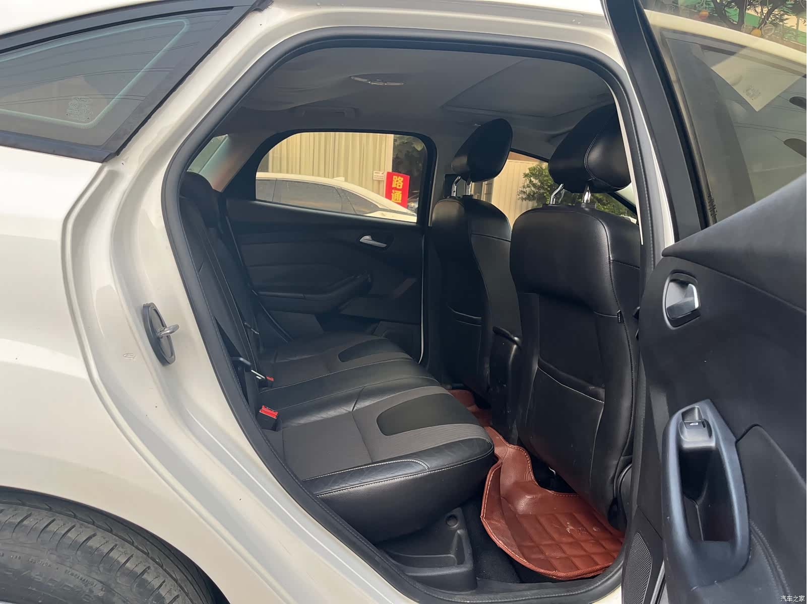 Ford Focus, 2014 15