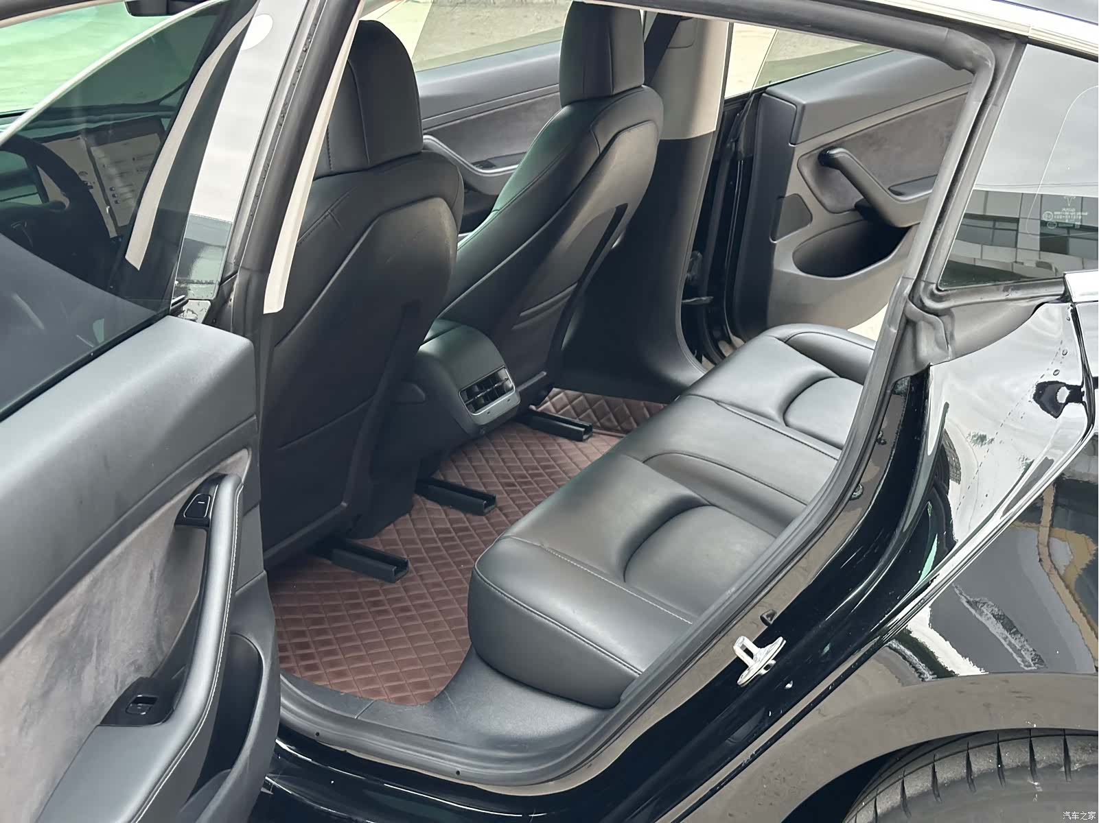 Tesla Model 3, 2021 8