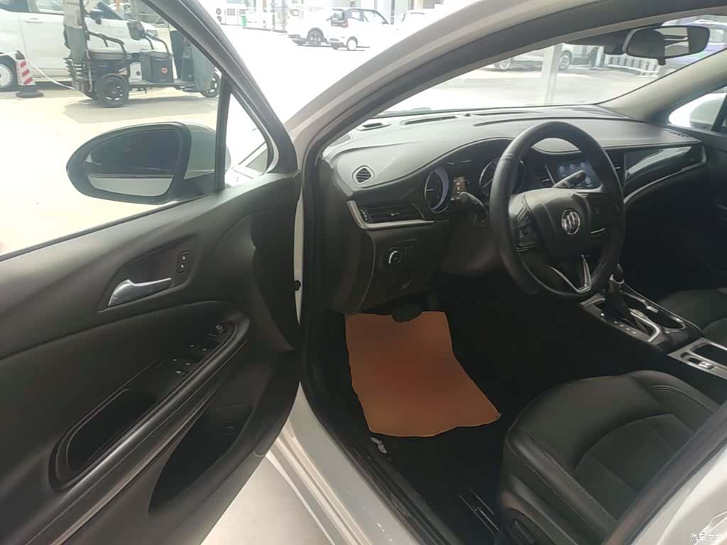 Buick Verano, 2020 16