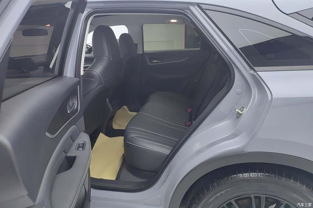 Nissan V, 2022 11