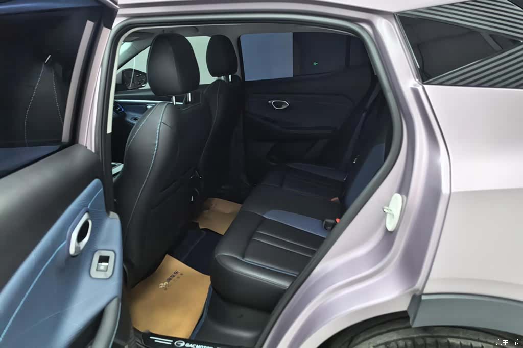 Trumpchi GS3, 2024 11