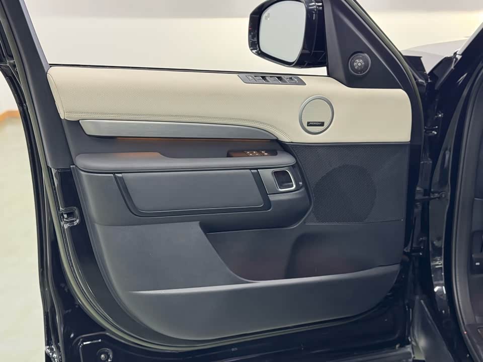 Land Rover discover
