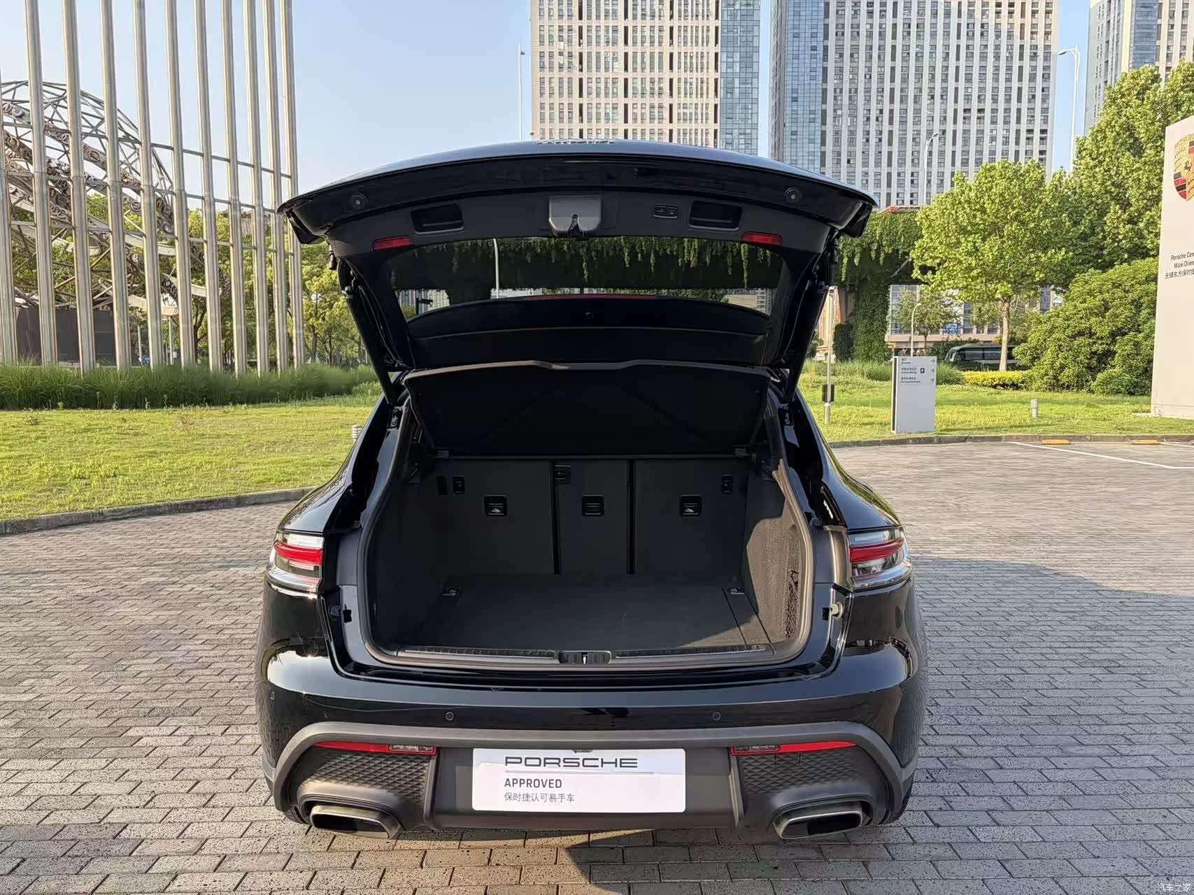 Porsche Macan, 1900 9