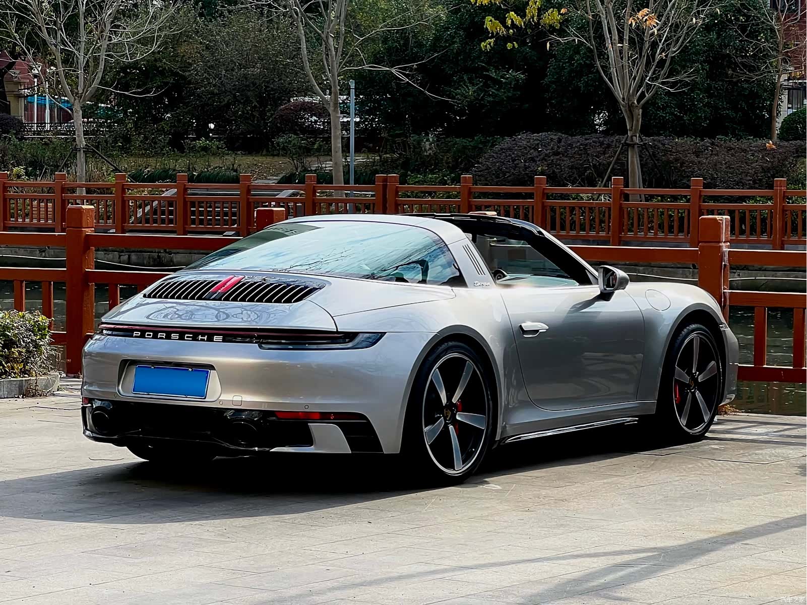 Porsche 911, 2022 4