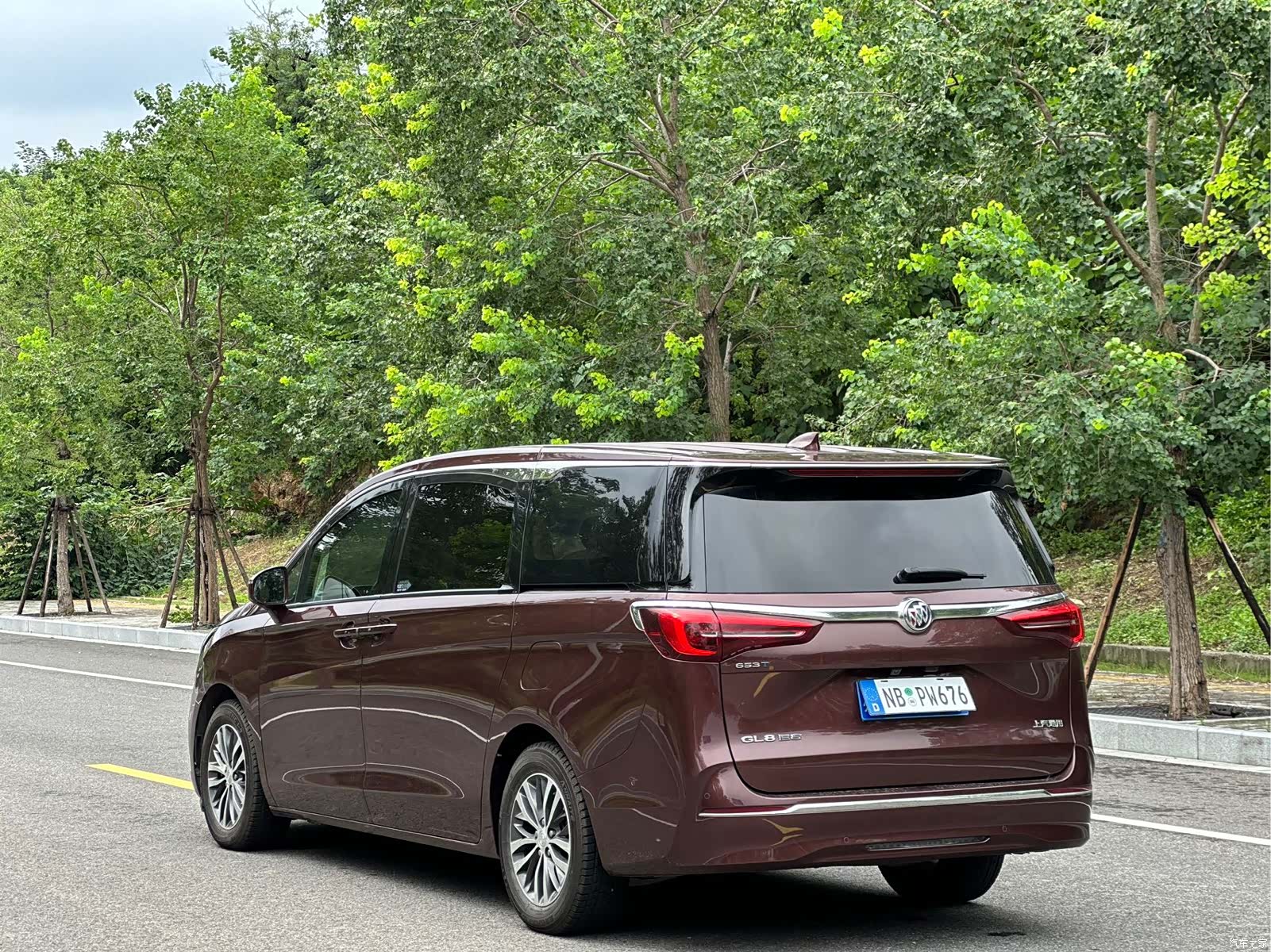 Buick GL8, 2022 13