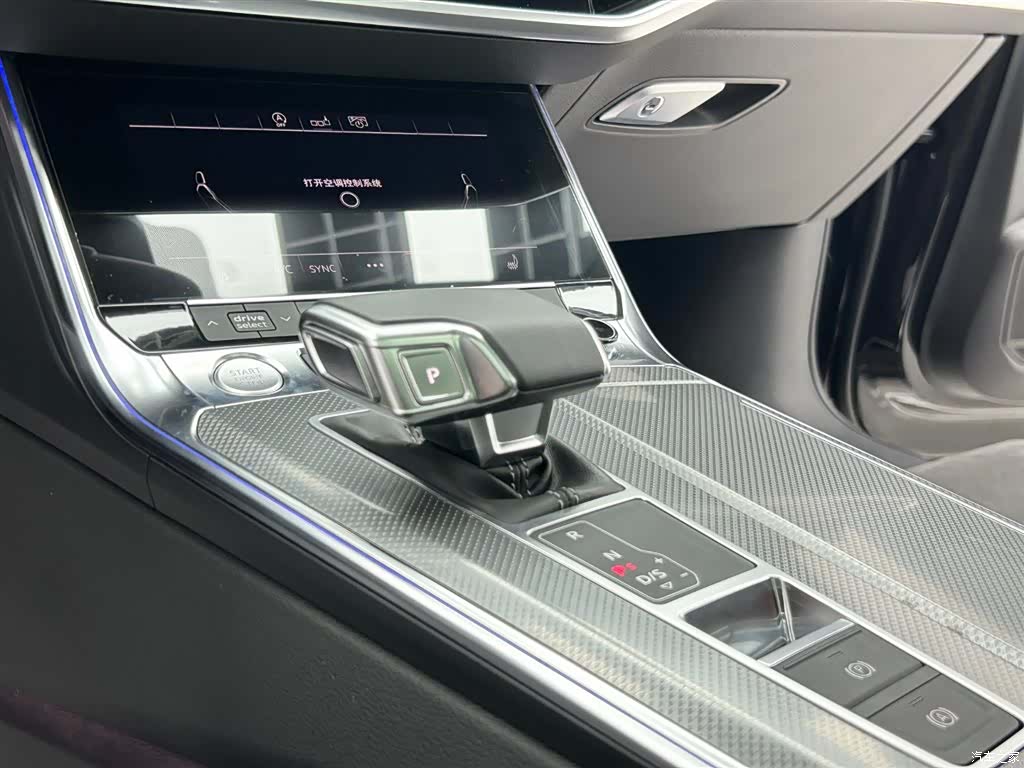Audi A6L, 2020 8