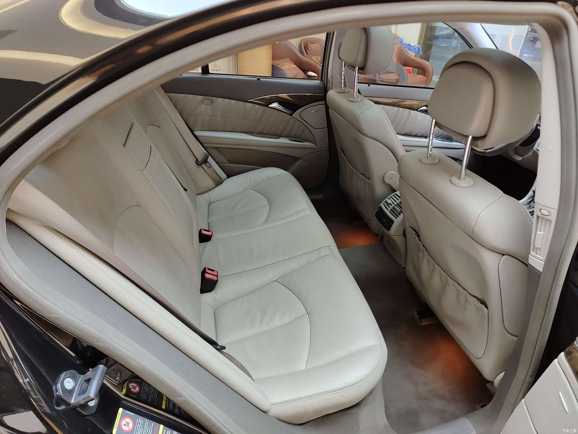 Mercedes-Benz E-Class, 2008 16