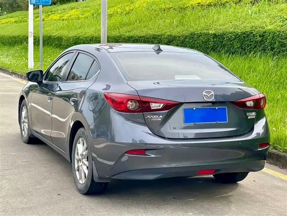 Mazda 3 Angkesaila