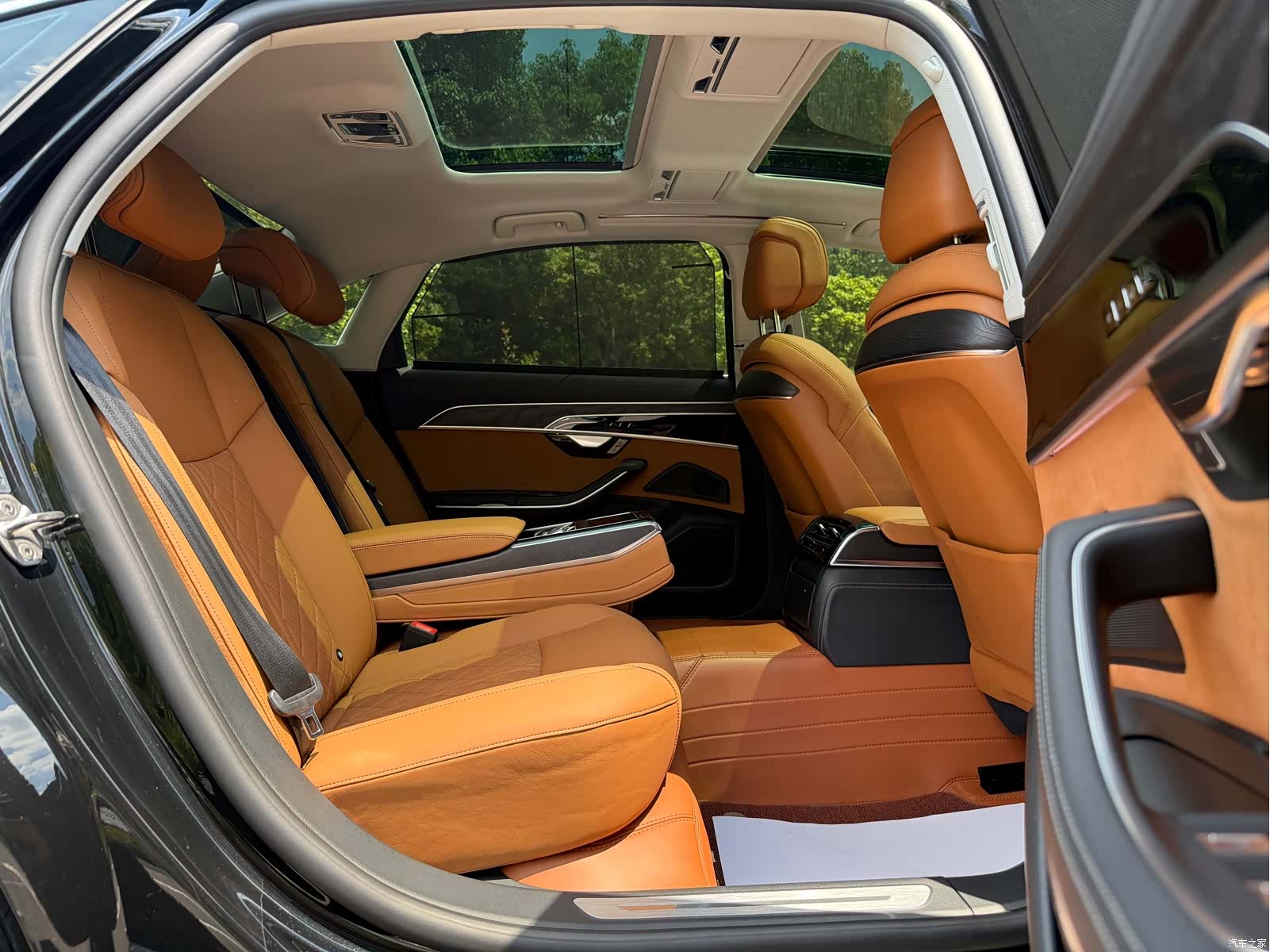 Audi A8L, 2023 10