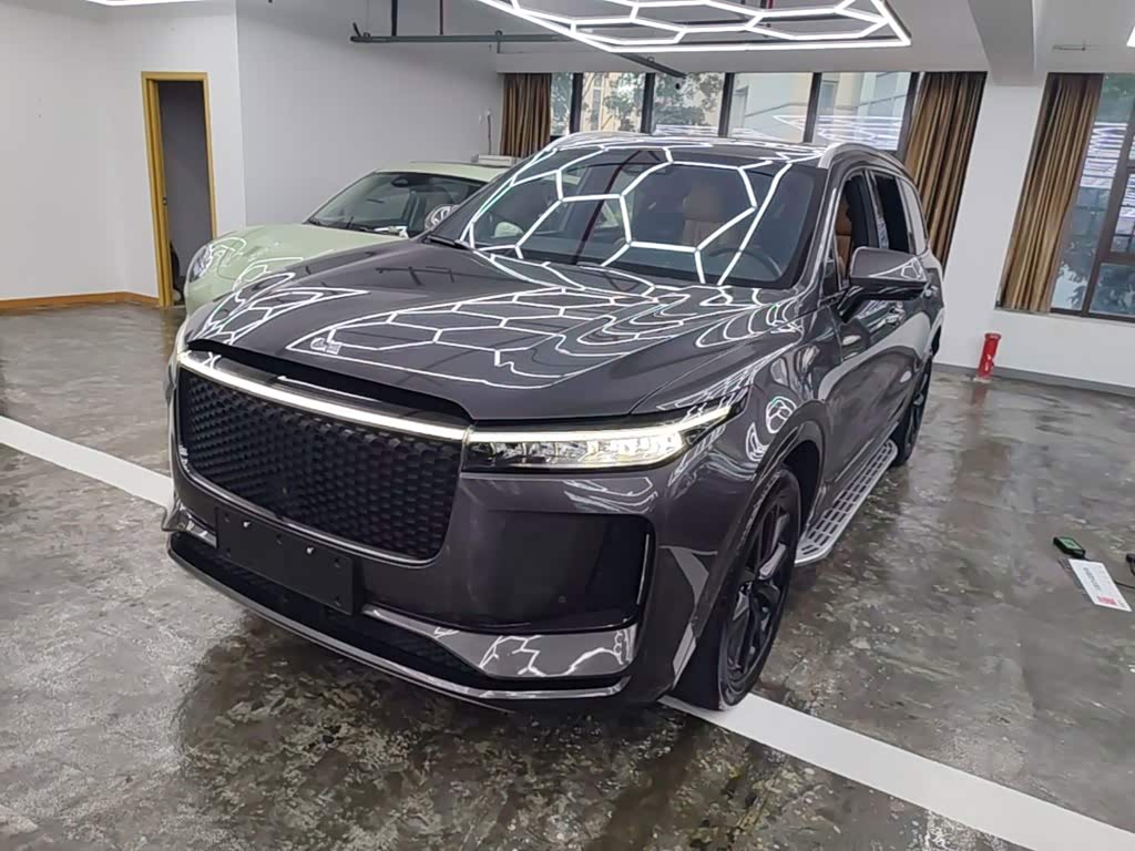 Li Auto ONE