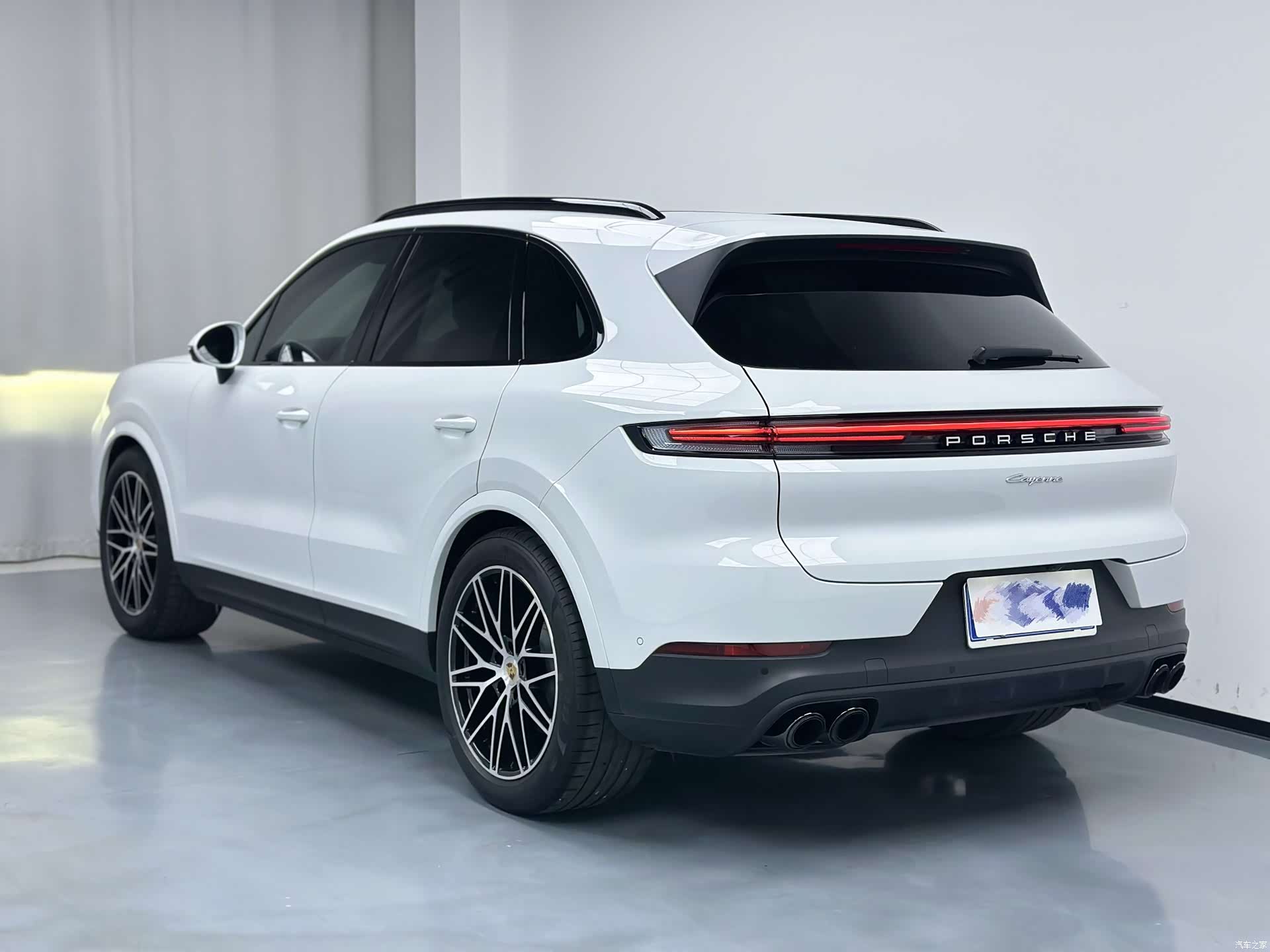 Porsche Cayenne, 2024 3