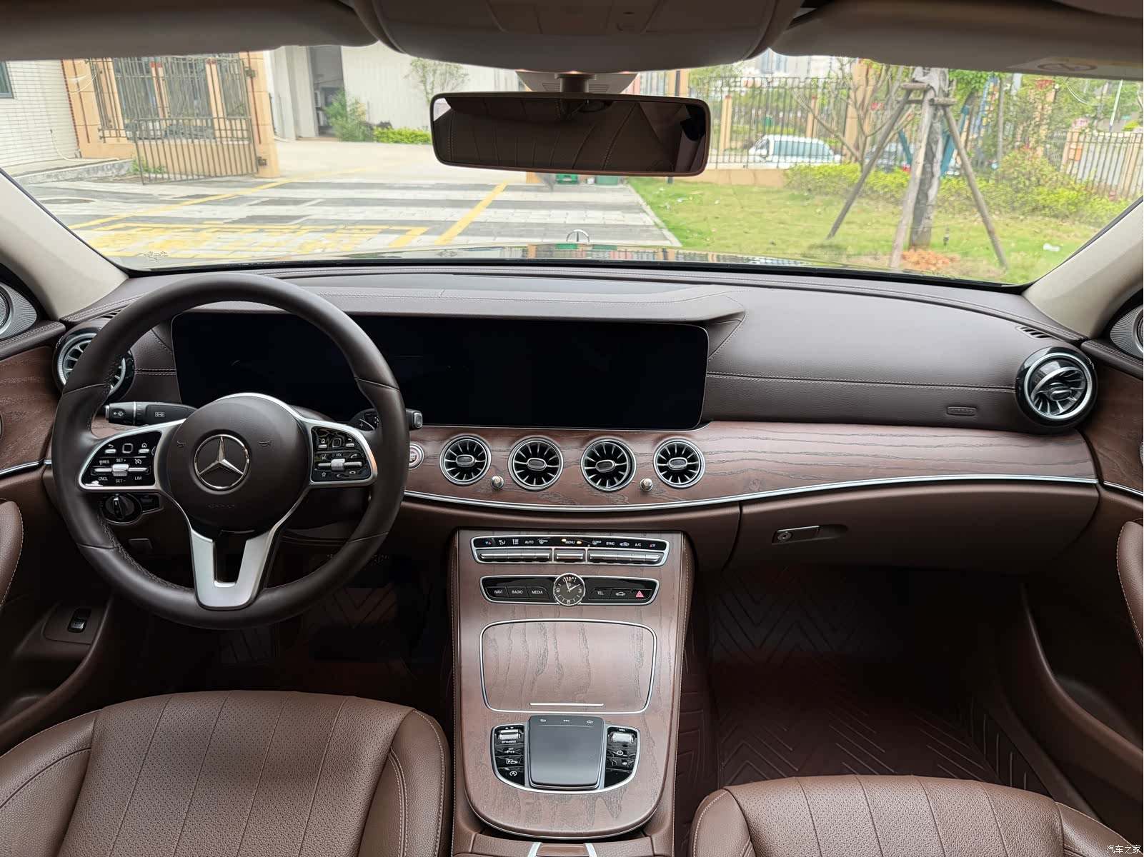 Mercedes-Benz E-Class, 2020 9
