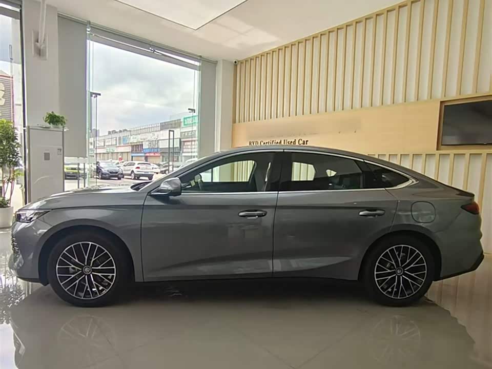 BYD Qin L