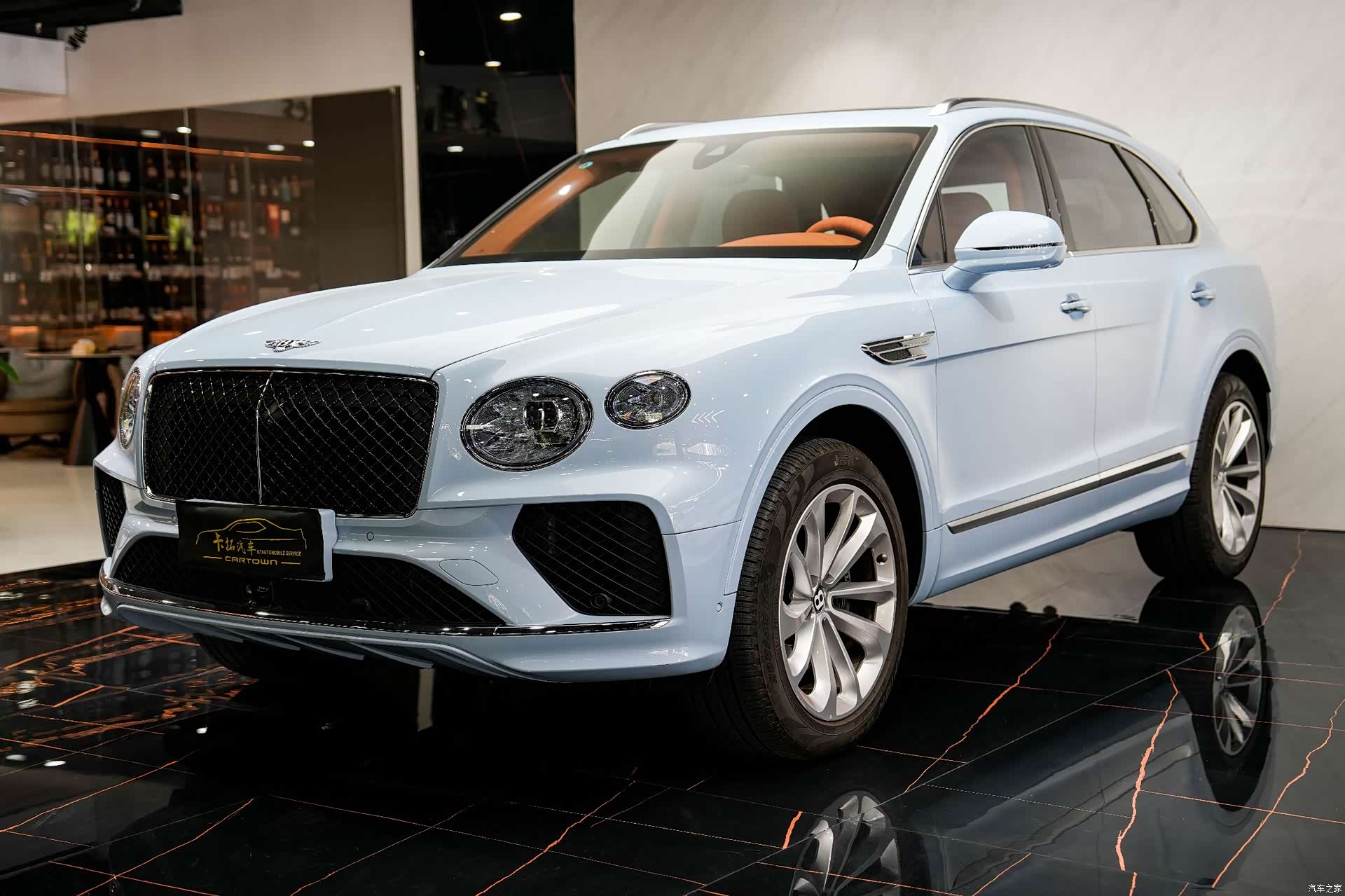 Bentley Bentayga, 2024 2