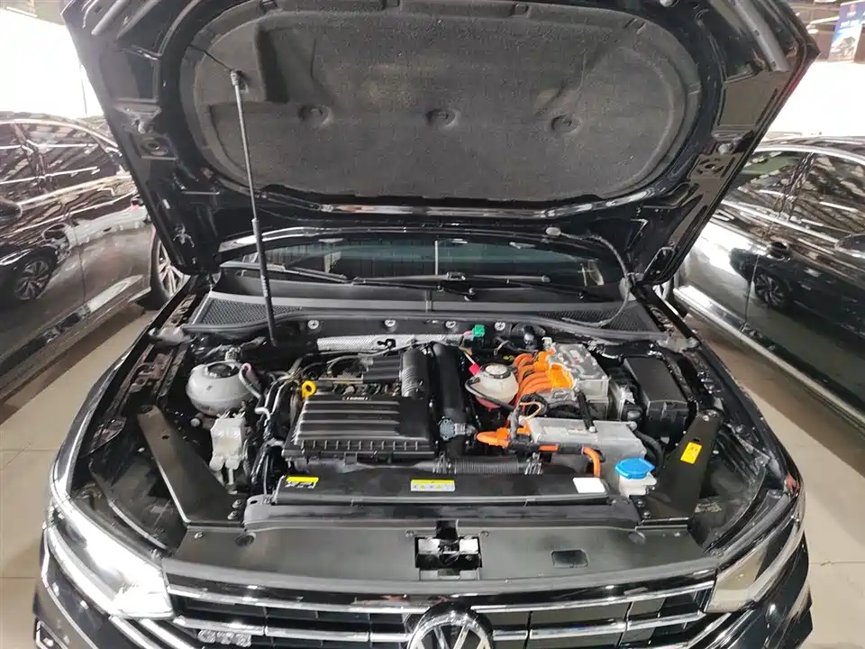 Volkswagen Magotan GTE