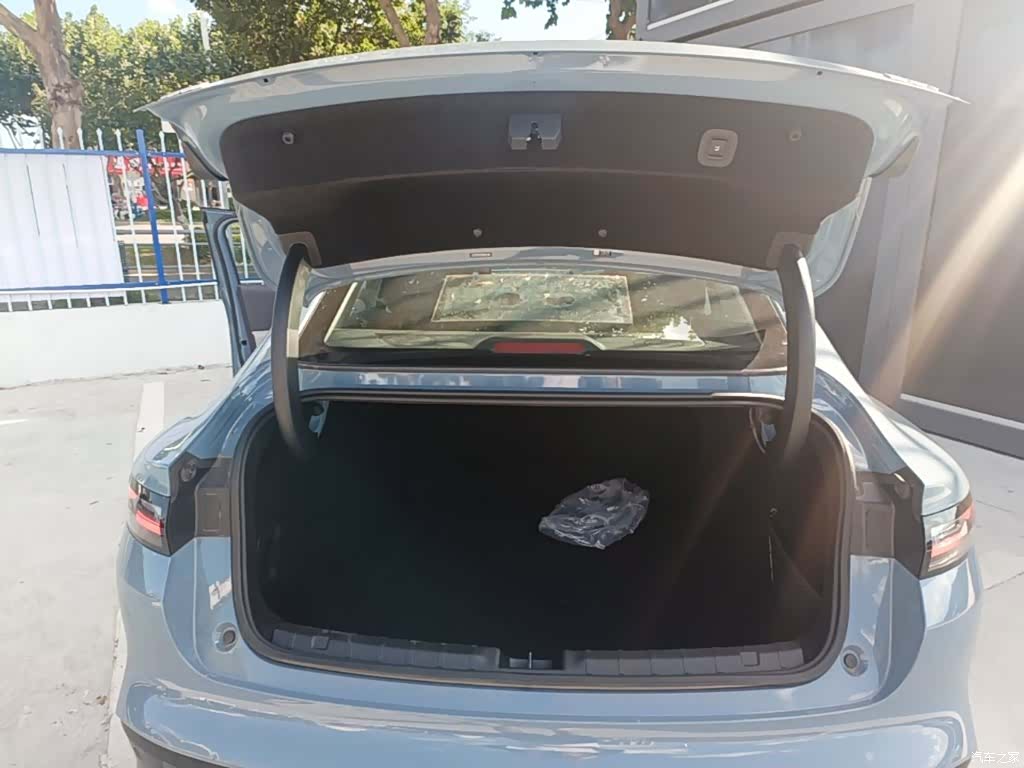 Leapmotor B01, 2025 19