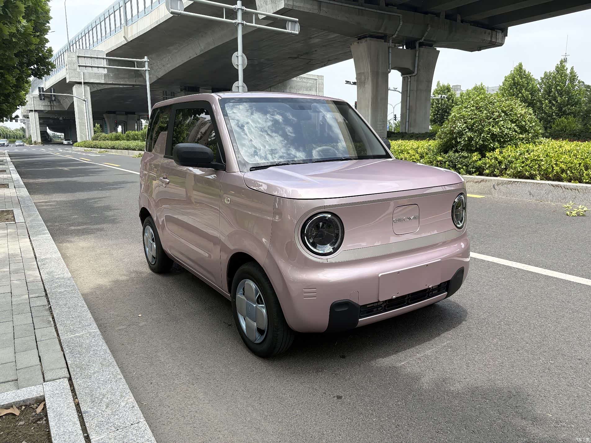 Geely Panda, 2023 4