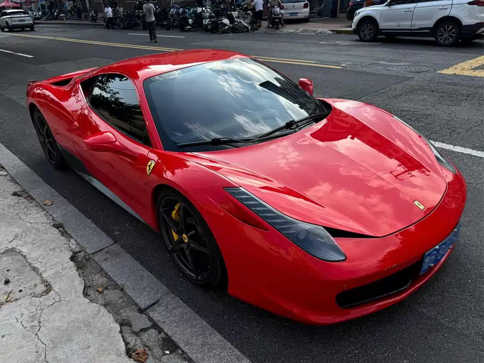 Ferrari 458