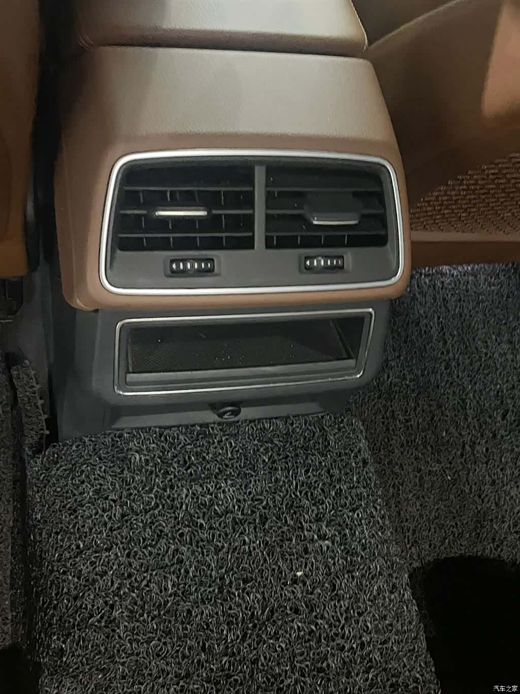 Audi A6L, 2021 8