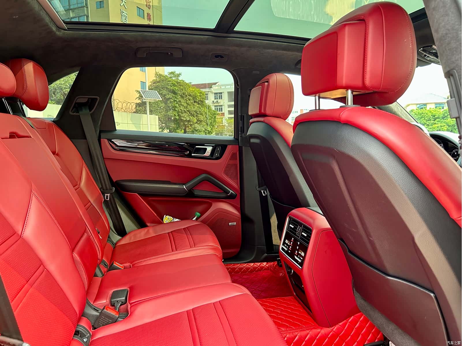 Porsche Cayenne, 2022 13
