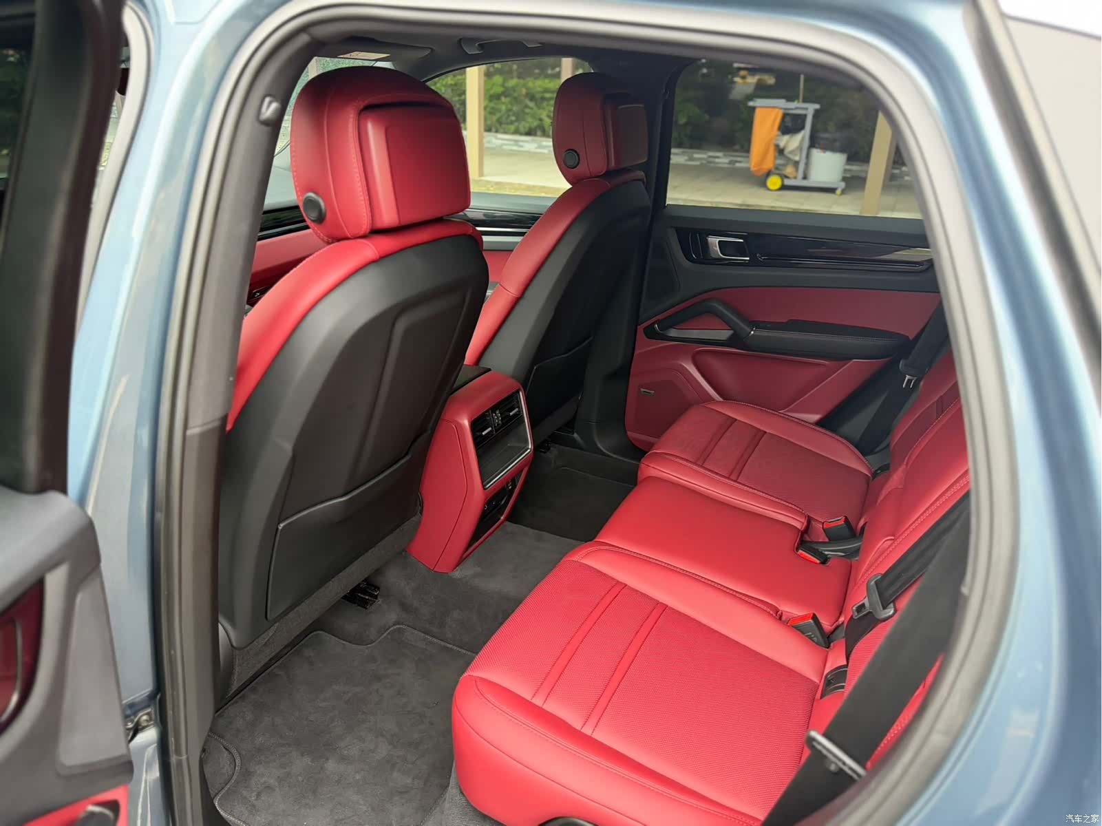 Porsche Cayenne, 2018 7
