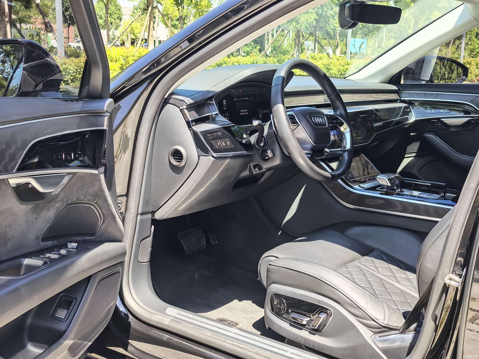 Audi A8L, 2021 6
