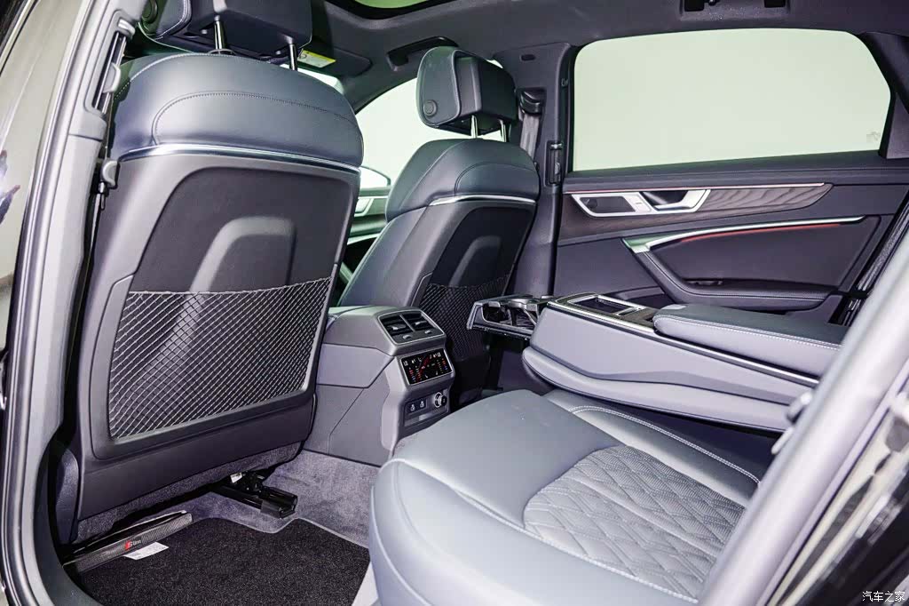 Audi A6L, 2025 17