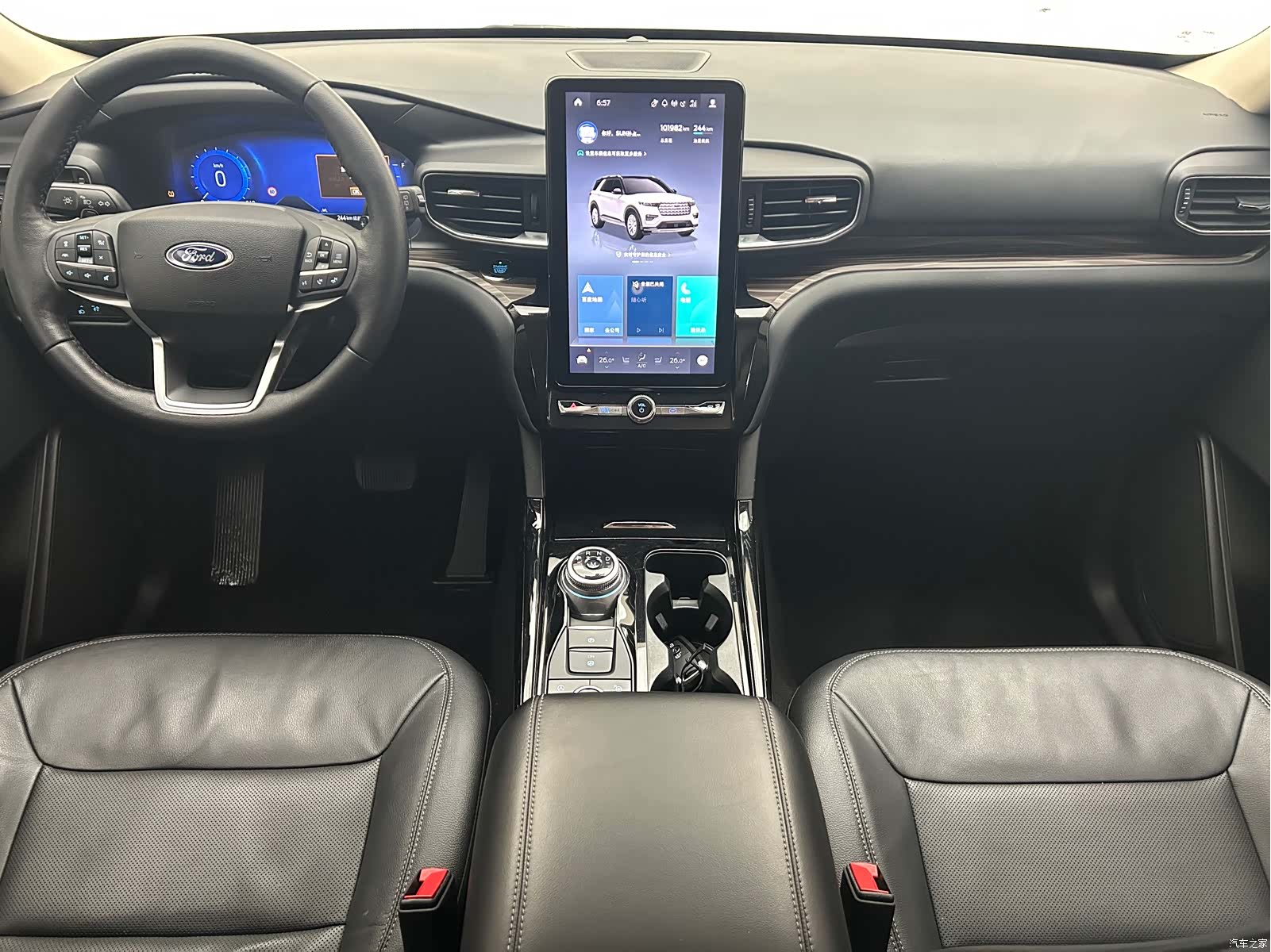 Ford Explorer, 2021 12