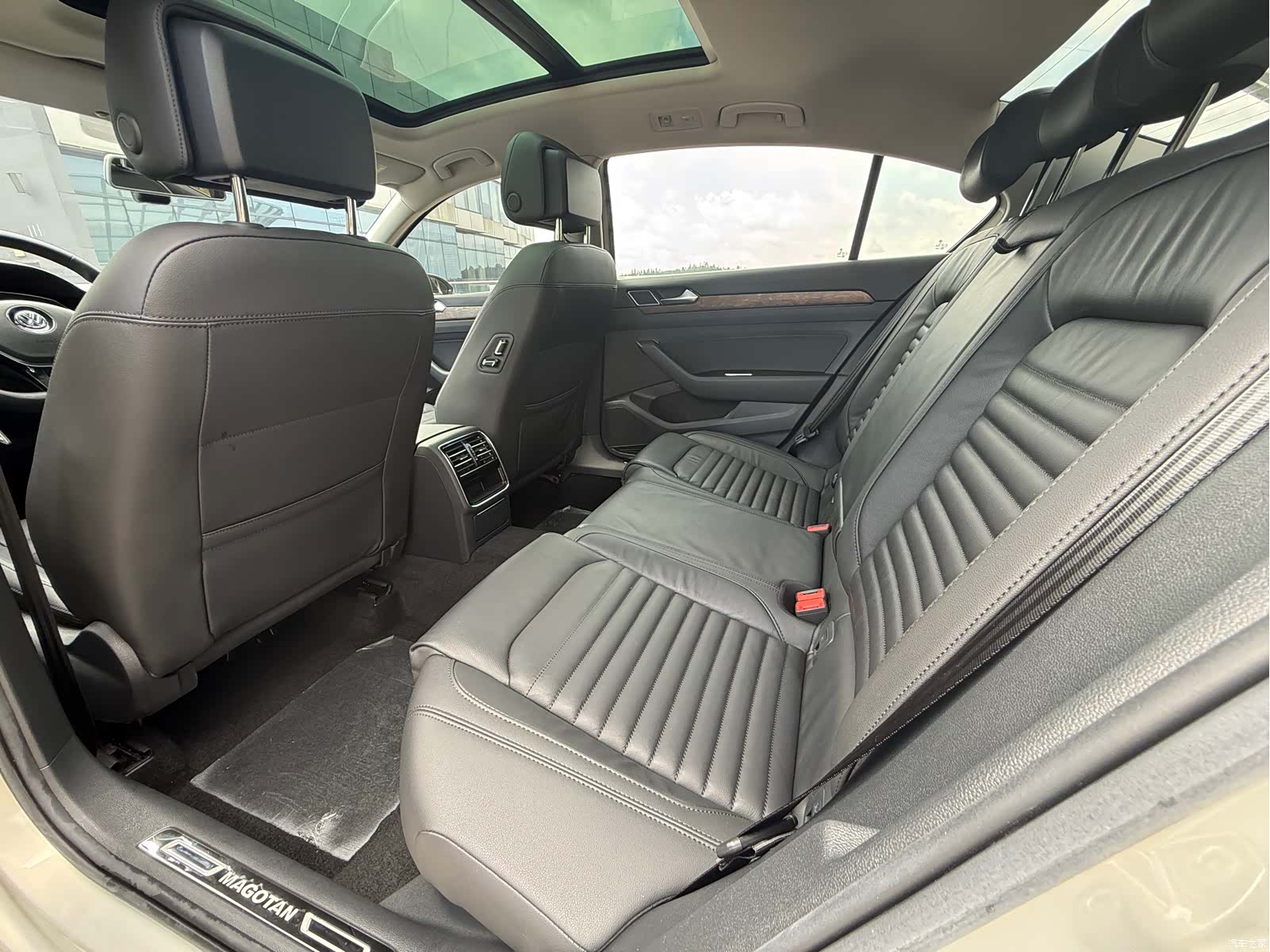 Volkswagen Magotan, 2019 6