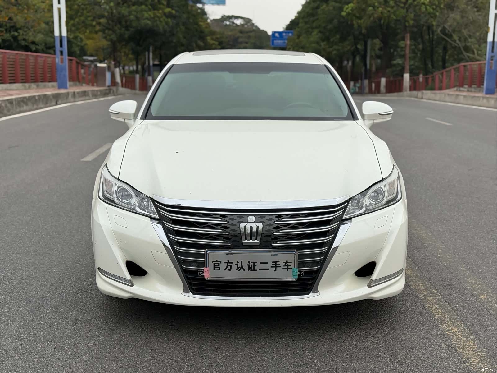 Toyota Crown, 2016 2