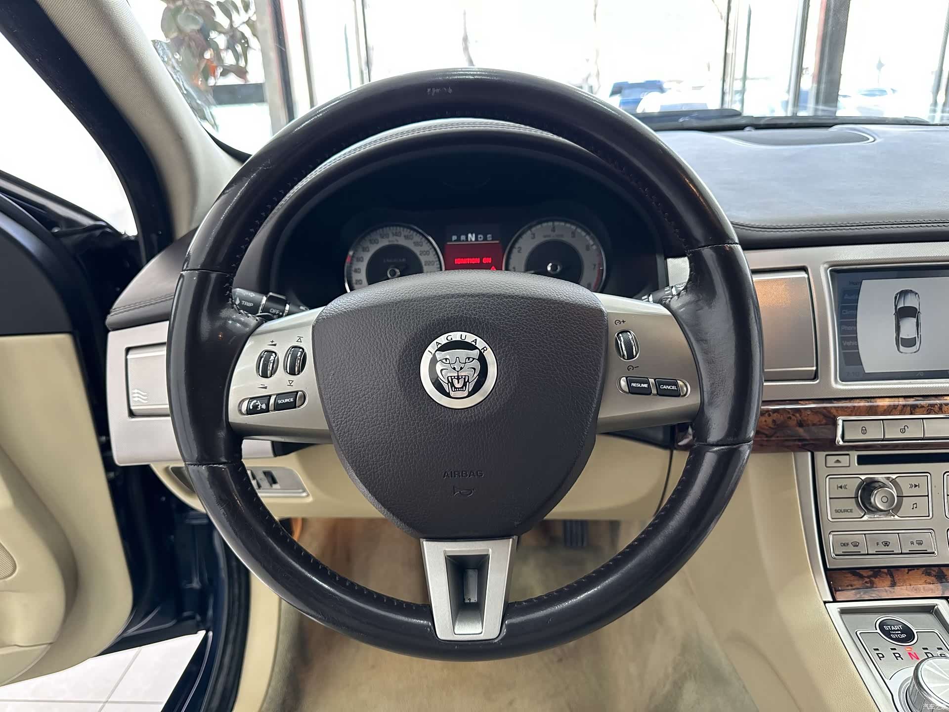 Jaguar XF, 2009 10