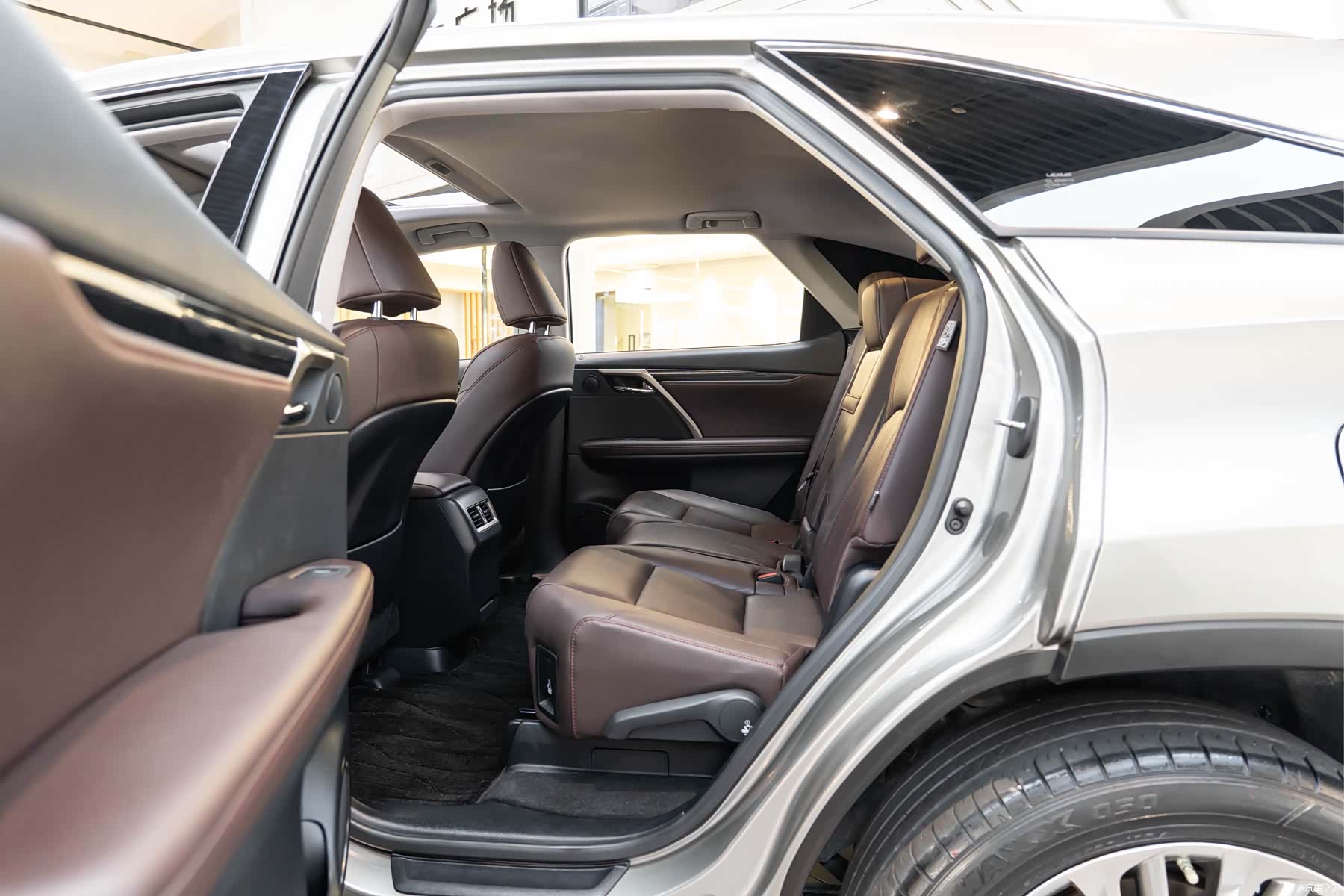 Lexus RX, 2023 10