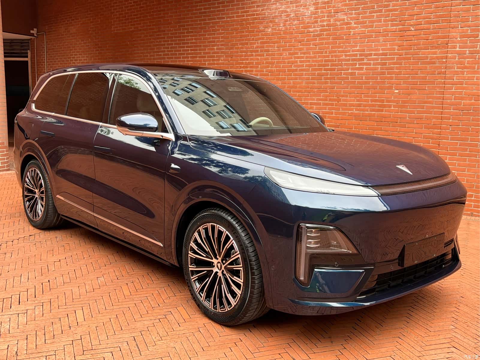 Deepal S09, 2025 3