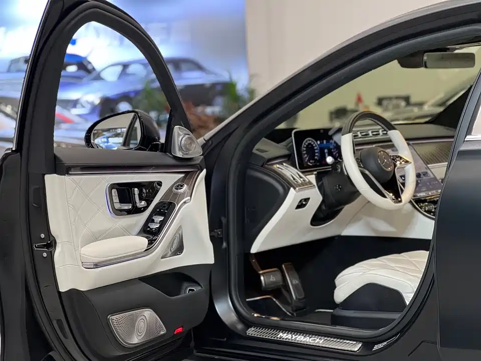 Mercedes-Benz Maybach S-class