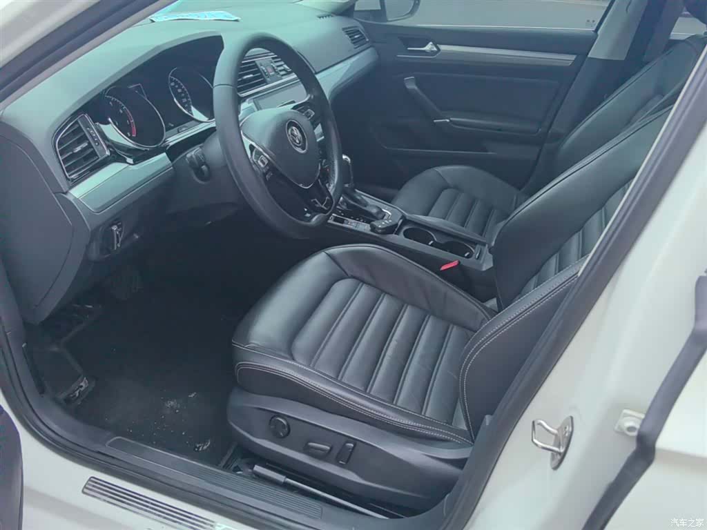 Volkswagen Lamando, 2017 15