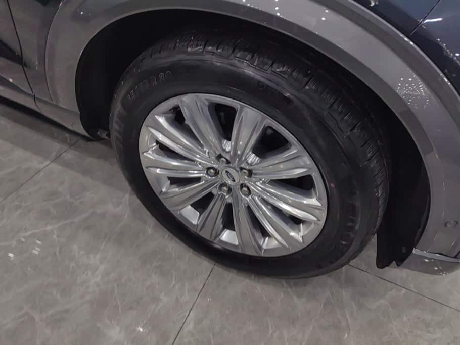 Ford Explorer Ford Explorer