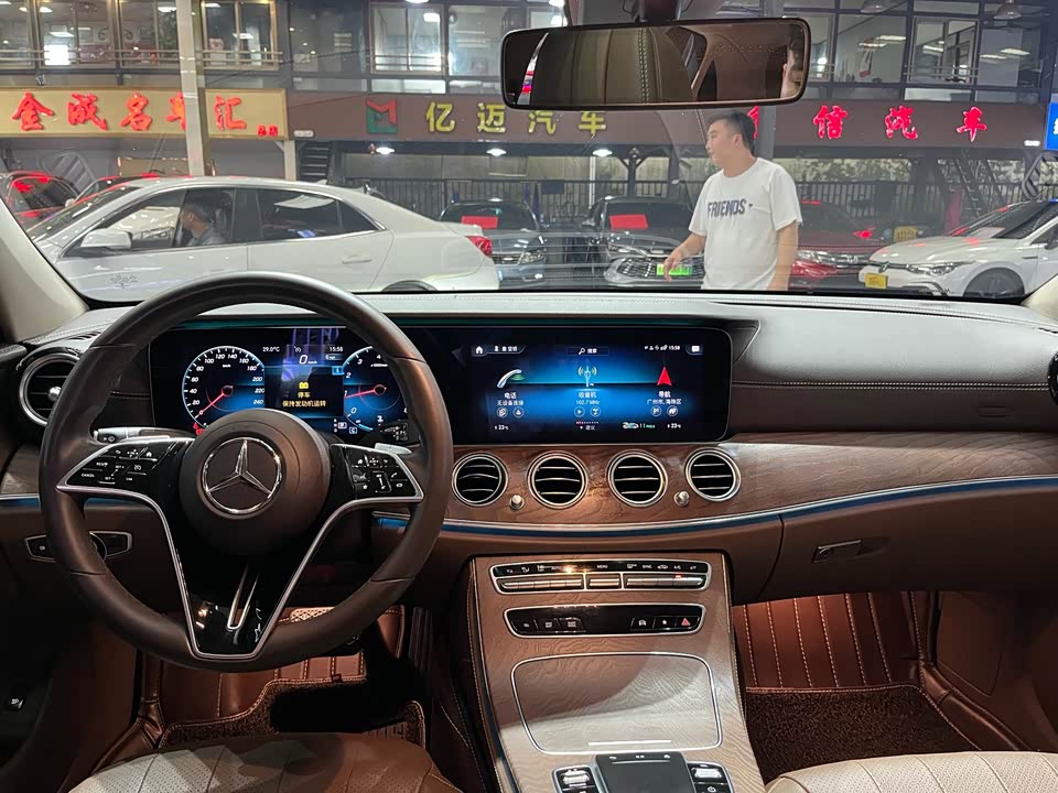 Mercedes-Benz E-class Mercedes-Benz E-class