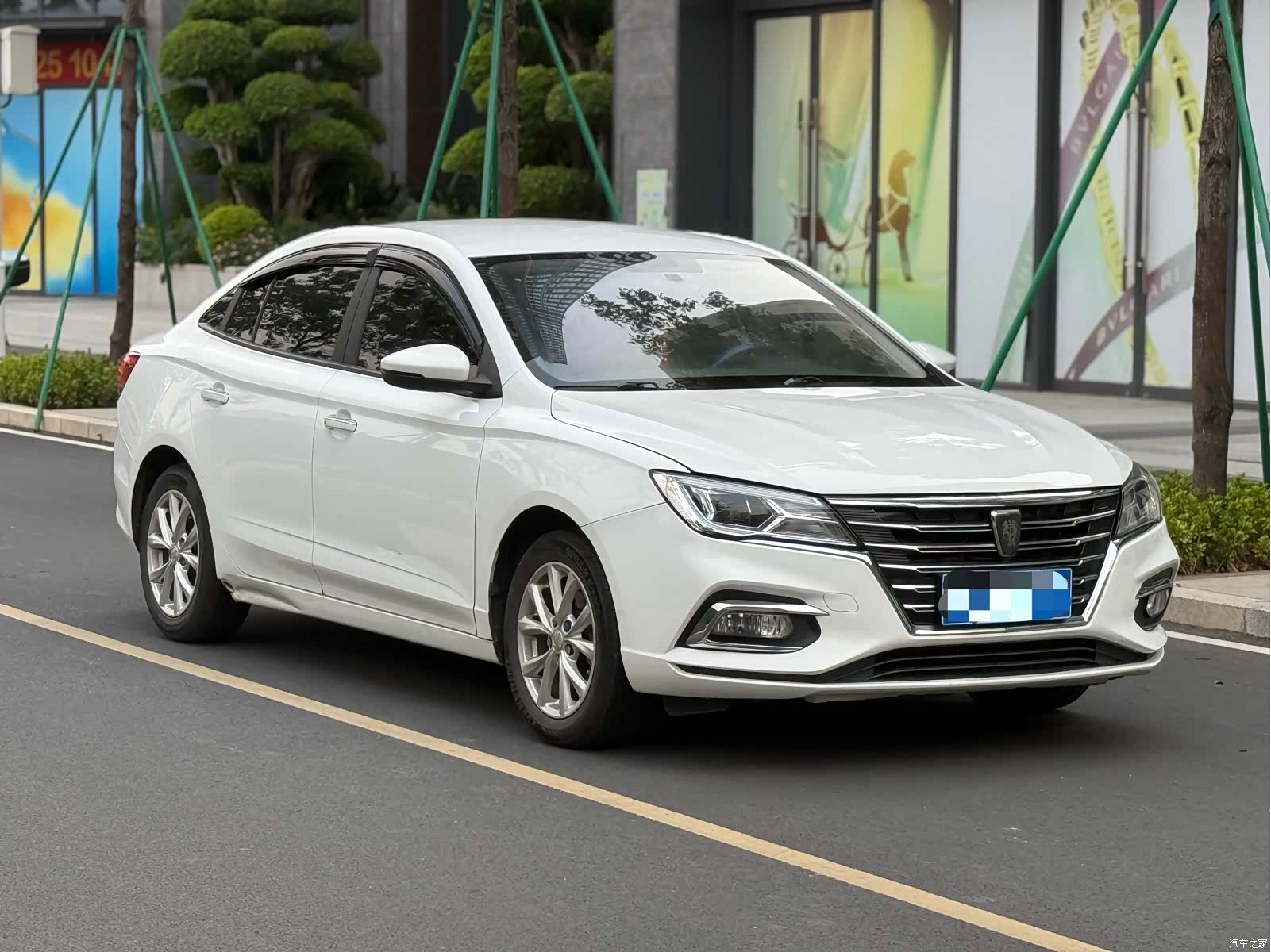 Roewe i5, 2019 6