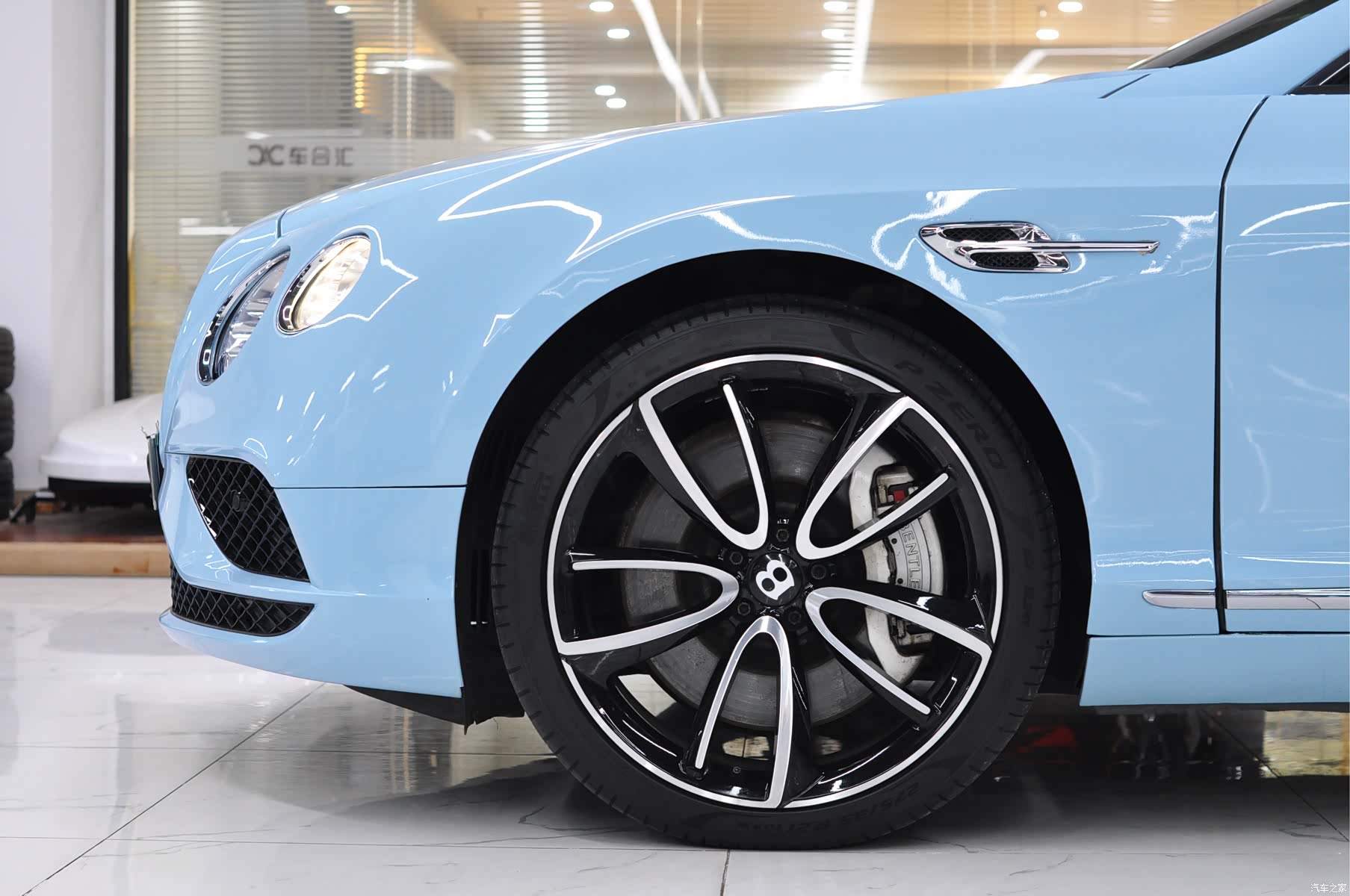 Bentley Continental GT, 2013 3