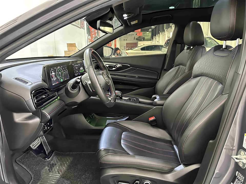 Trumpchi Shadow Leopard