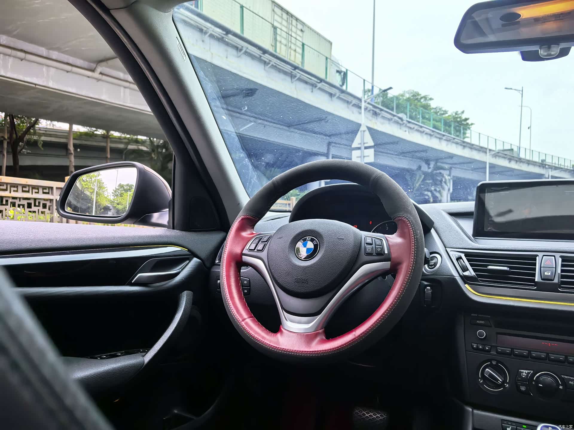 BMW X1, 2015 21