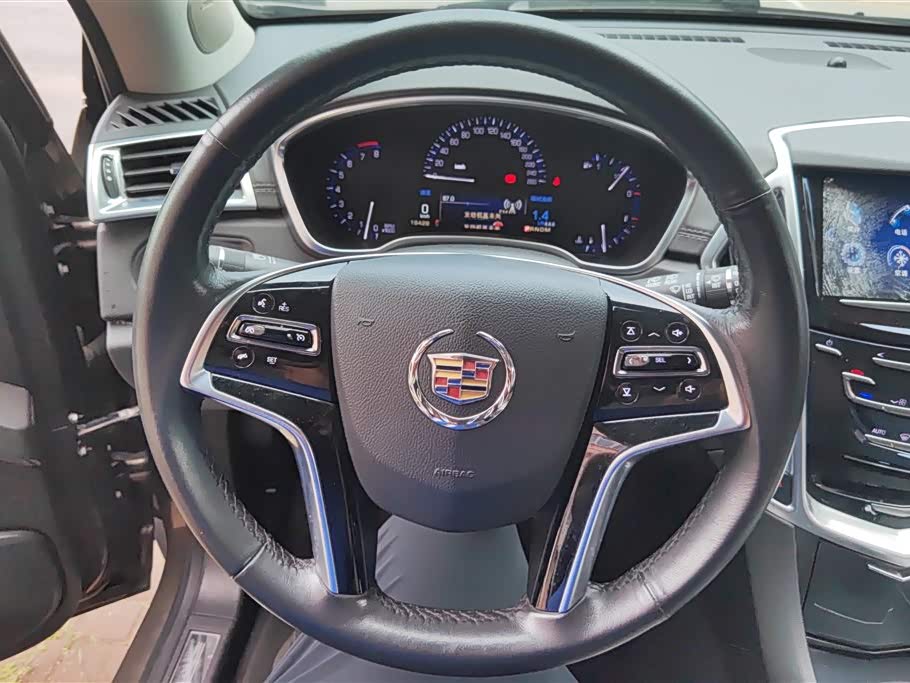Cadillac SRX